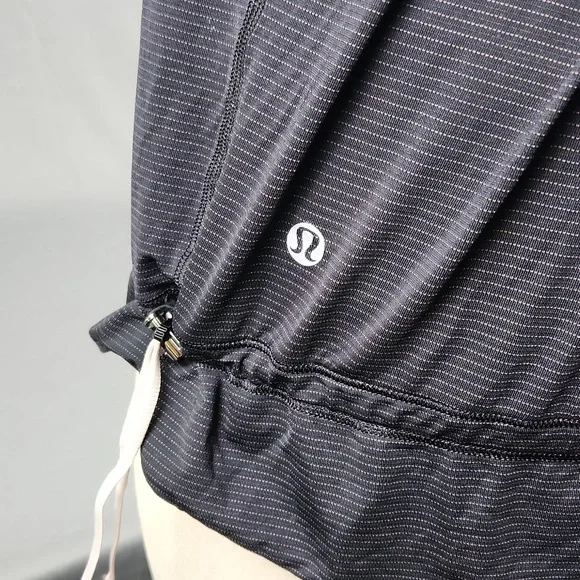 Lululemon -Rest Less SportsTank - Black/White w/drawstring waist - Sz 10 - Picture 3 of 6